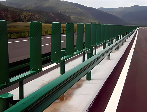 包头三波护栏板在高速公路的应用